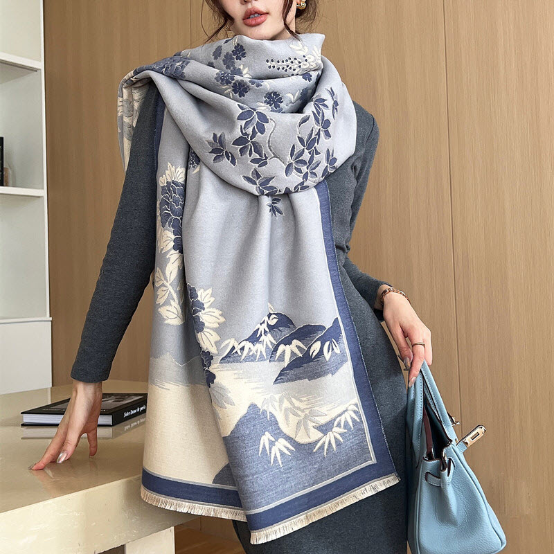 Khăn Cashmere Chính Hãng - Món Quà 20/10 Ý Nghĩa Cho Mùa Đông Ấm Áp